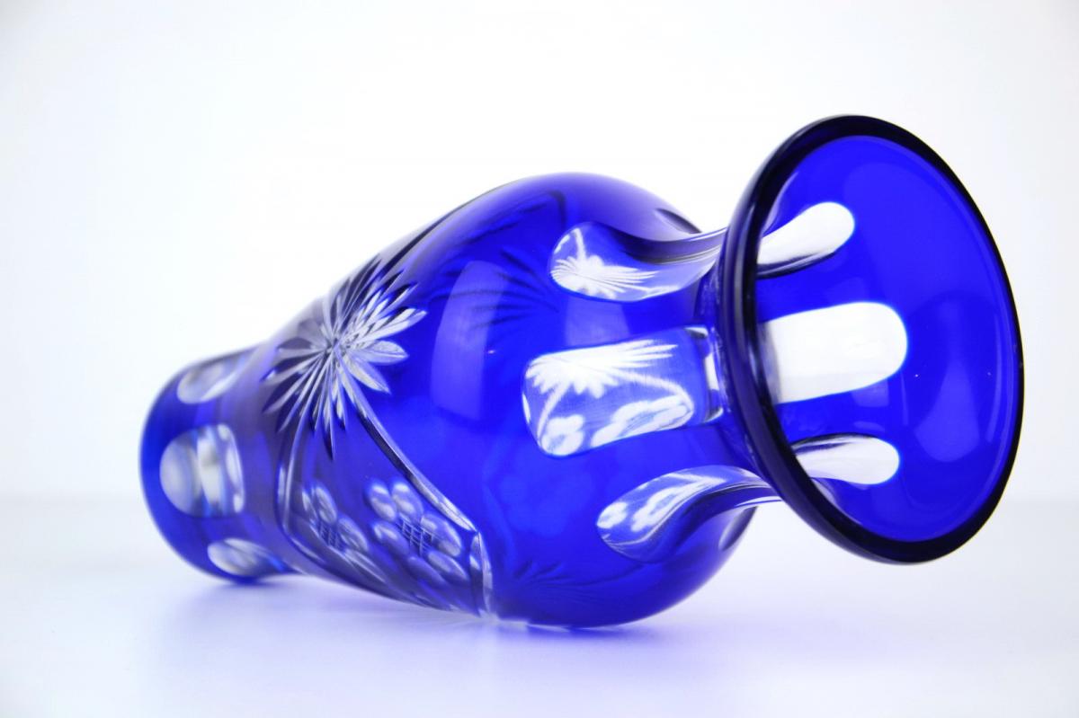 MANIFATTURA FRANCESE : Vaso in vetro, decorato con paesaggio lacustre