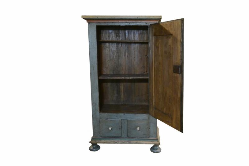 stipo-in-abete-dipinto-con-anta-e-due-cassetti-7,2821.jpg?WebbinsCacheCounter=1-antiquastyle